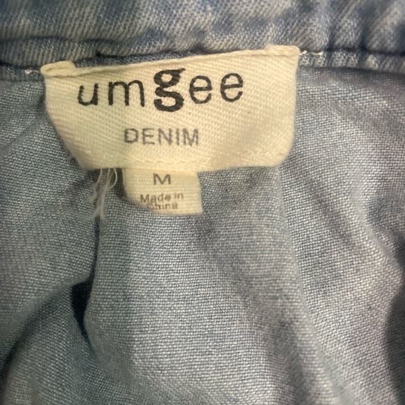 Button down light denim shacket - Picture 4 of 5